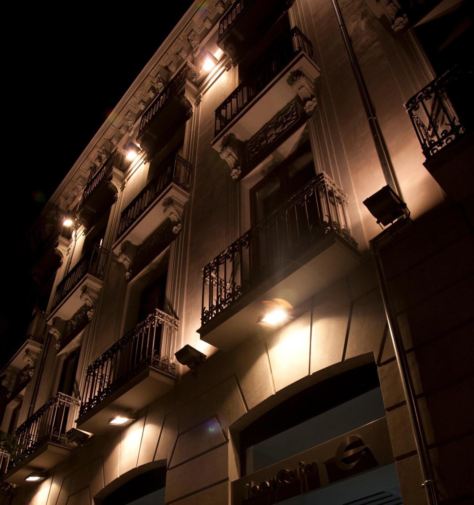 Bibo Suites Gran Via Granada Exteriér fotografie